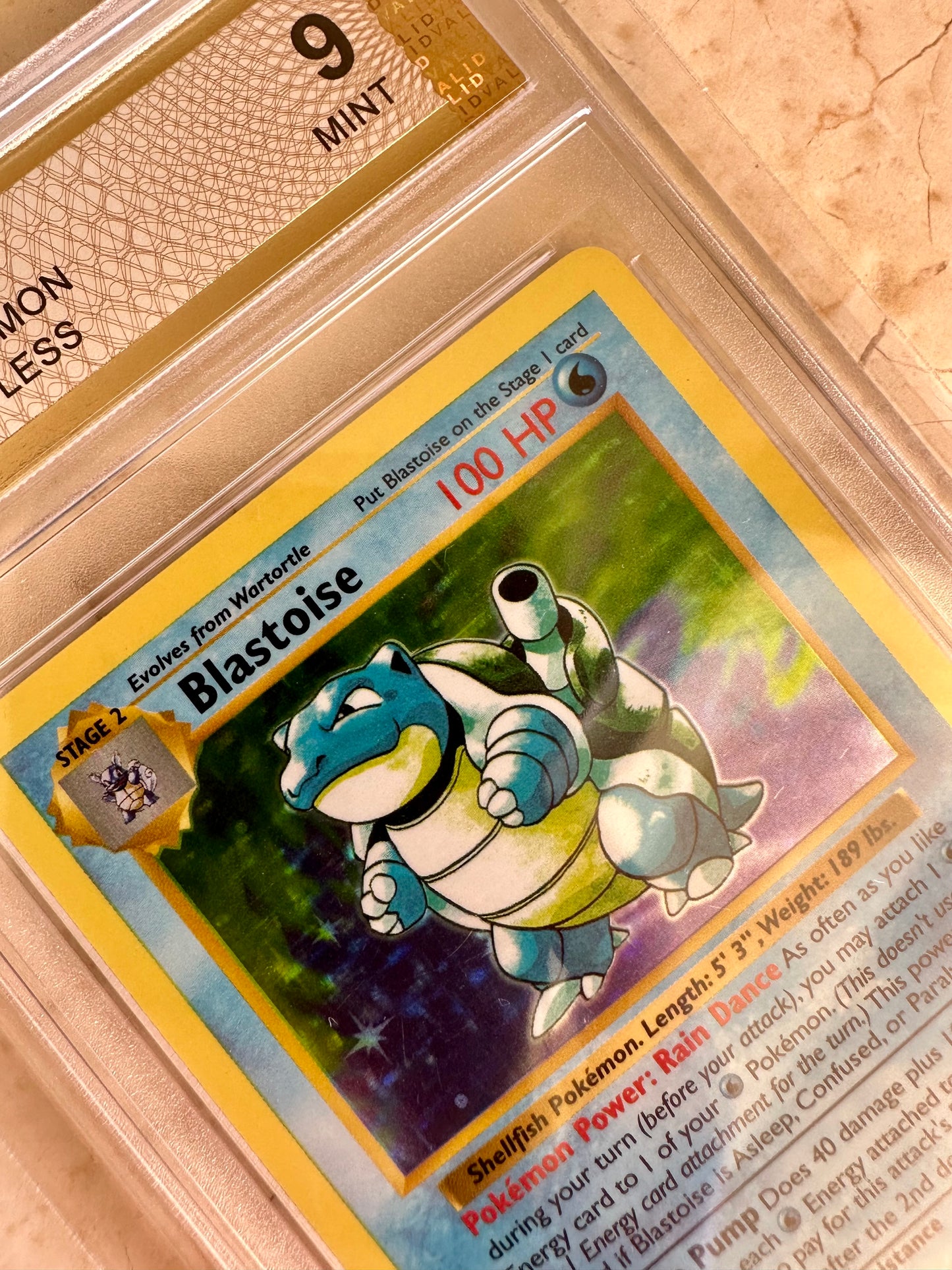 BLASTOISE SHADOWLESS PGC 9 BASE 1999 HOLO POKEMON PSA 2/102 CARD GEM MINT