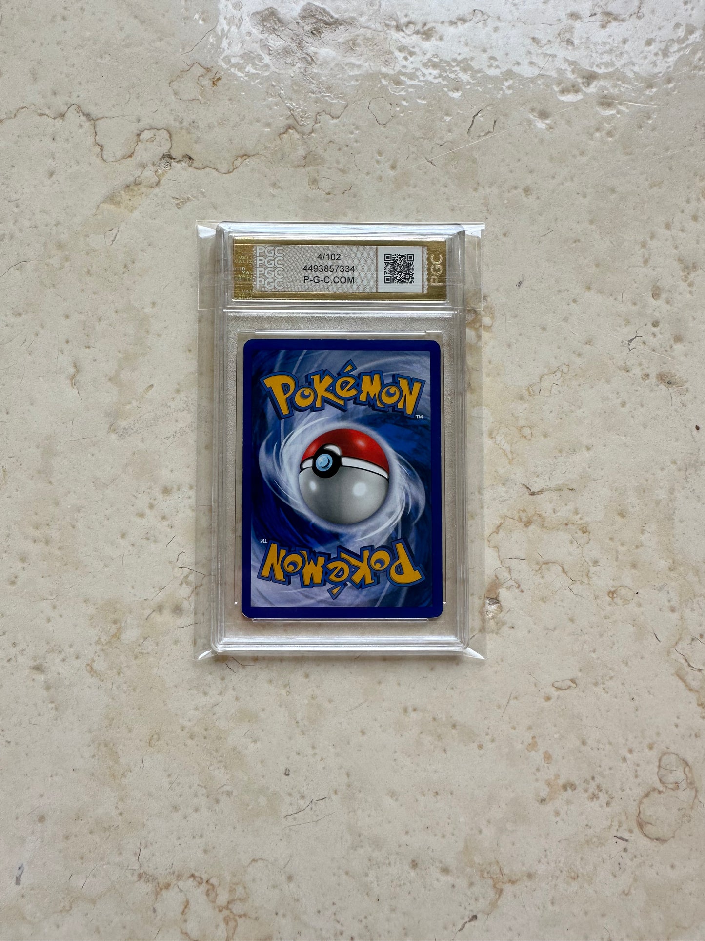 CHARIZARD SHADOWLESS 8 BASE 1999 HOLO PGC POKEMON PSA 4/102 CARD GEM MINT