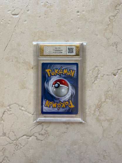 PIKACHU E3 GOLD SHADOWLESS RED CHEEKS PGC 10 1999 BASE POKEMON 58/102 1ST MINT